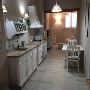 Emily House Pozzallo